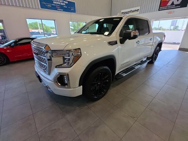 2021 GMC Sierra 1500 Denali — photo 1 of 13