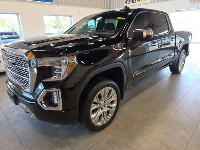 2020 GMC Sierra 1500 Denali — photo 1 of 13