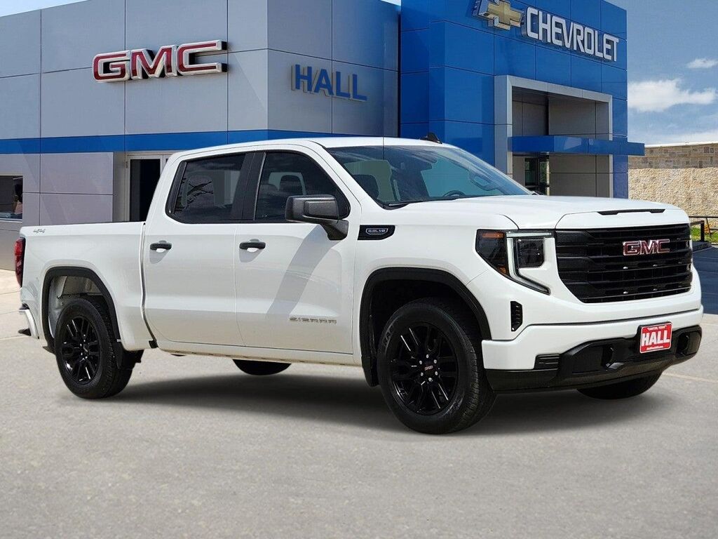 2025 GMC Sierra 1500 Pro — photo 1 of 13