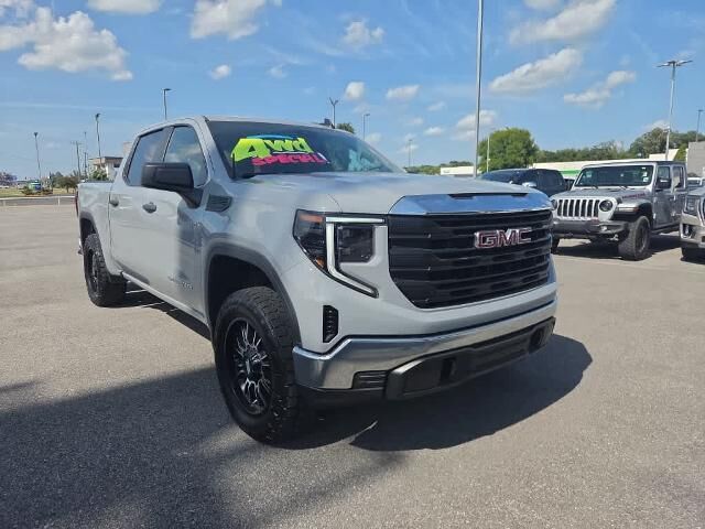 2024 GMC Sierra 1500 Pro — photo 1 of 4