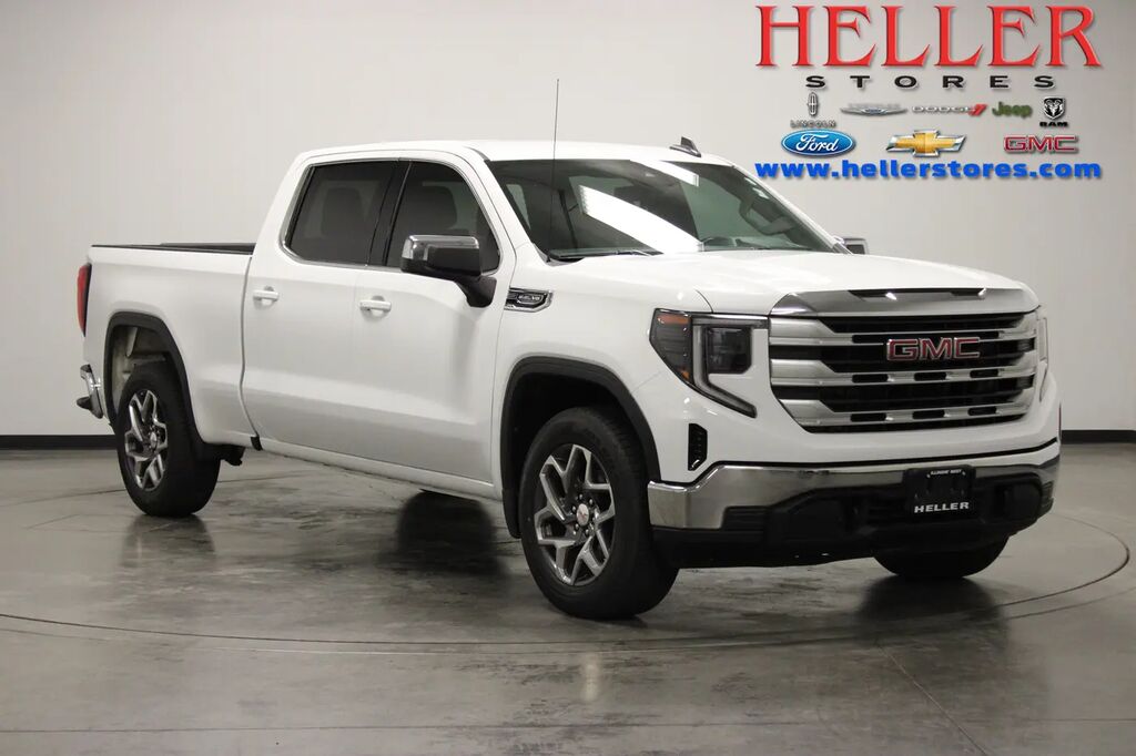 2023 GMC Sierra 1500 SLE — photo 1 of 13