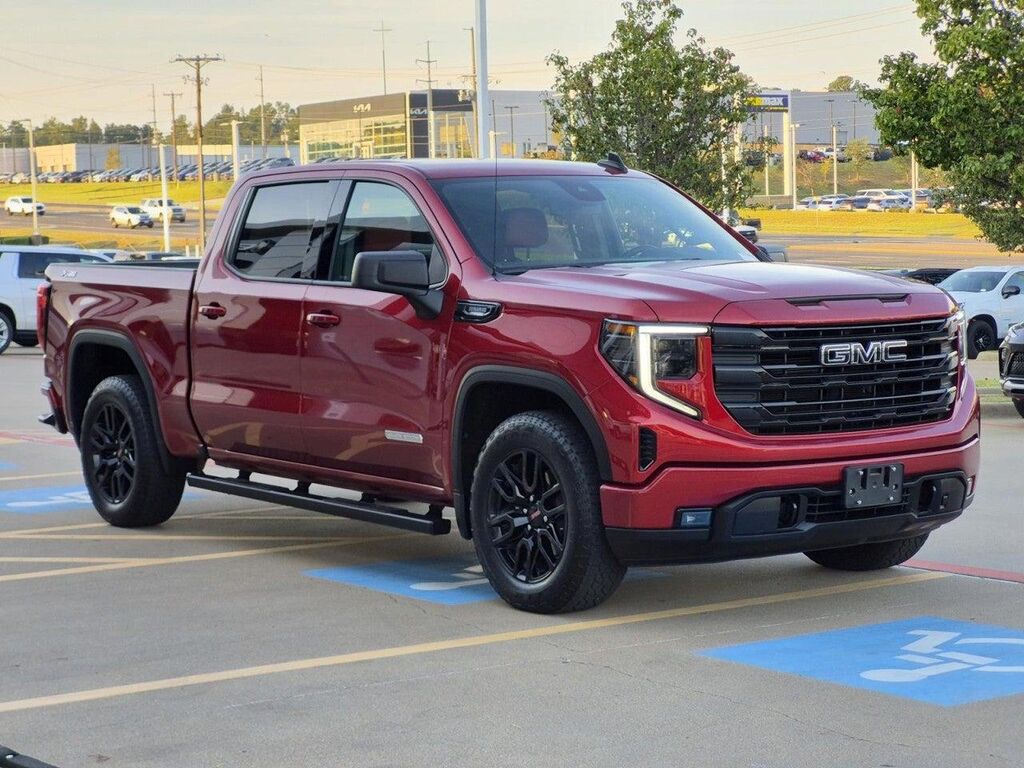 2024 GMC Sierra 1500 Elevation — photo 1 of 13