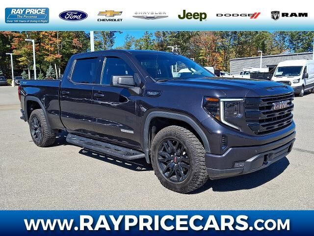 2022 GMC Sierra 1500 Elevation