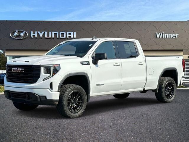 2022 GMC Sierra 1500 Elevation — photo 1 of 13