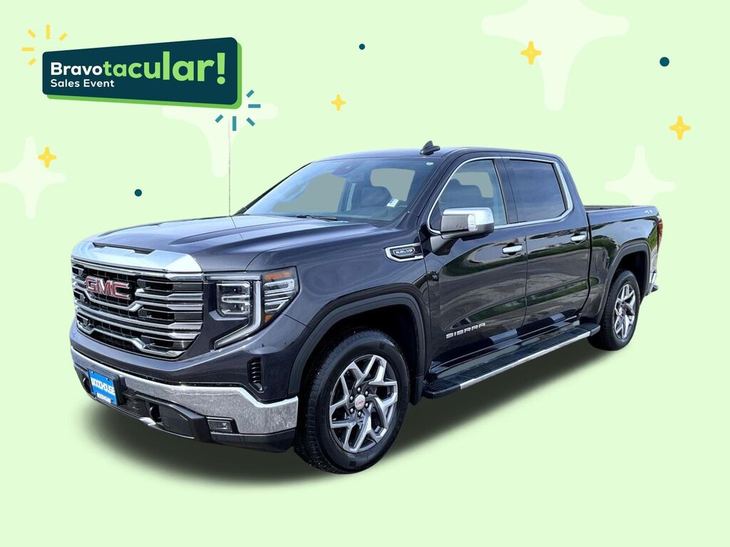 2022 GMC Sierra 1500 SLT — photo 1 of 7