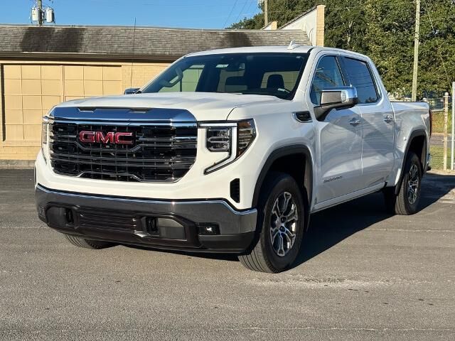 2025 GMC Sierra 1500 SLT — photo 1 of 13