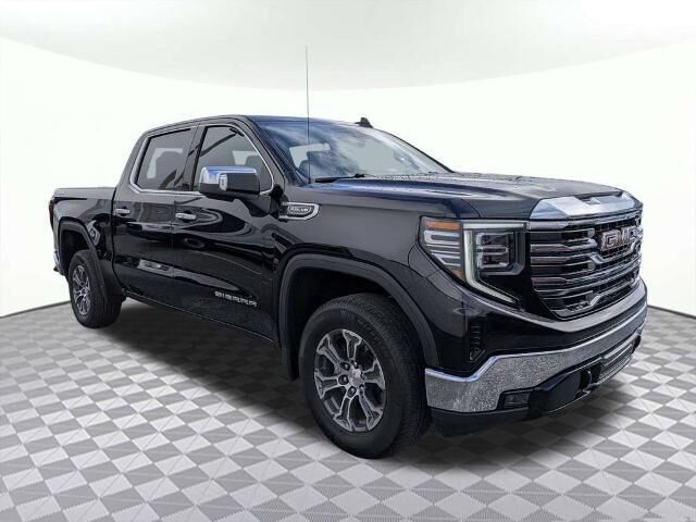 2026 GMC Sierra 1500 SLT — photo 1 of 13