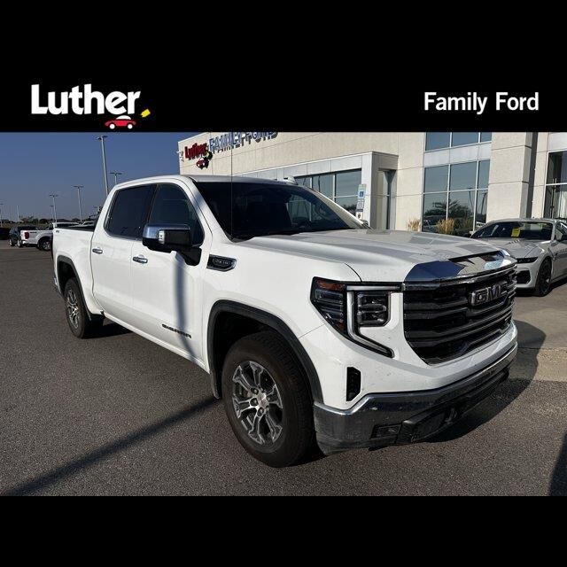 2025 GMC Sierra 1500 SLT — photo 1 of 47