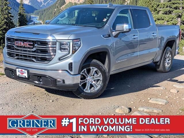 2025 GMC Sierra 1500 SLT