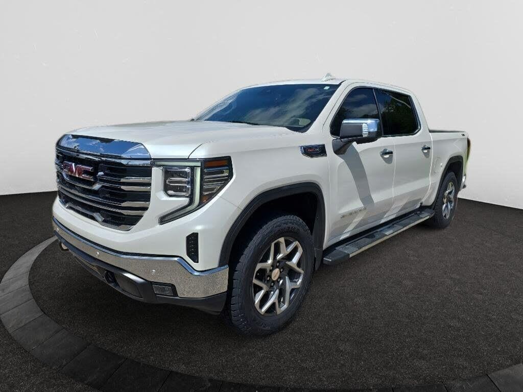 2025 GMC Sierra 1500 SLT — photo 1 of 1