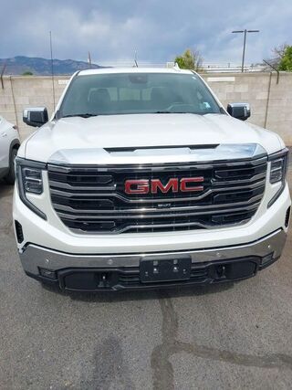 2023 GMC Sierra 1500 SLT — photo 1 of 1
