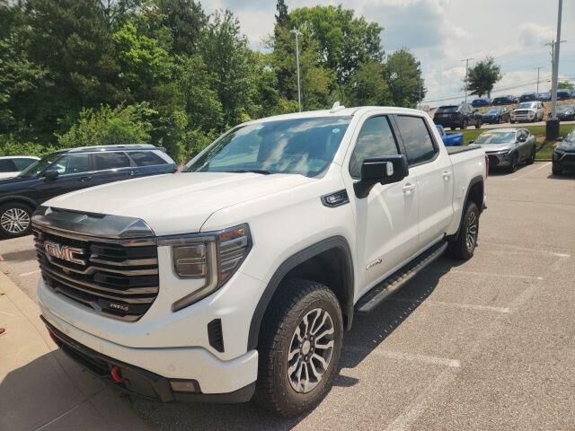 2023 GMC Sierra 1500 AT4 — photo 1 of 33