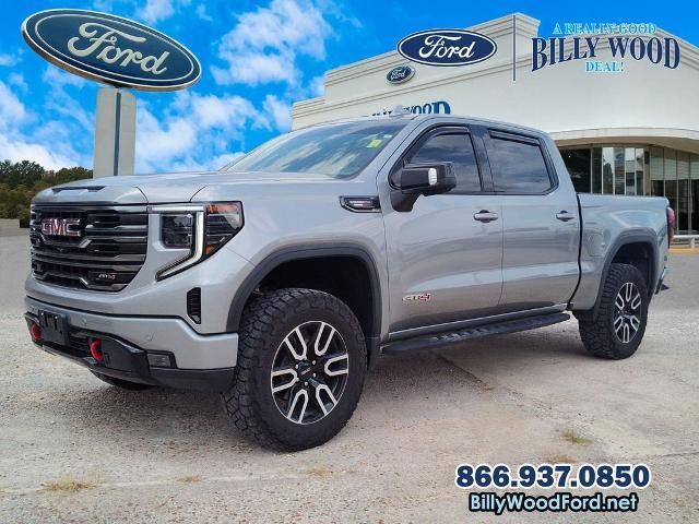 2023 GMC Sierra 1500 AT4