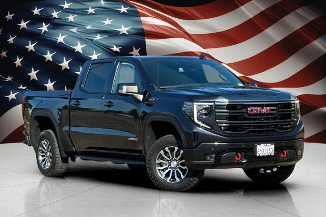 2023 GMC Sierra 1500 AT4