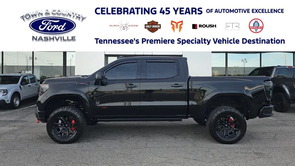 2025 GMC Sierra 1500 AT4 — photo 1 of 13