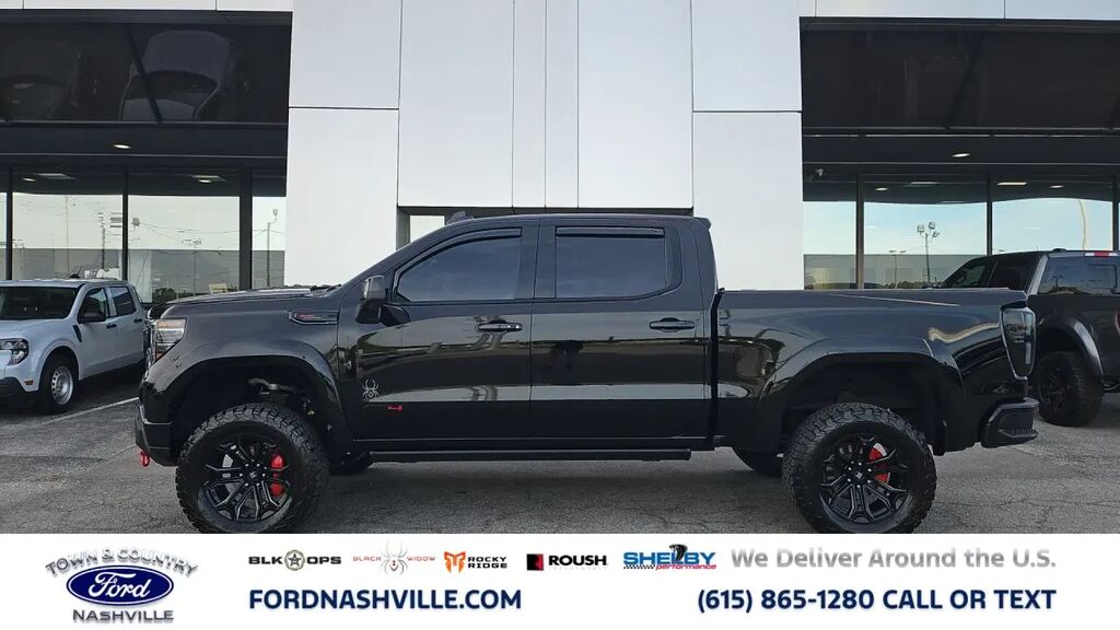 2025 GMC Sierra 1500 AT4 — photo 1 of 13