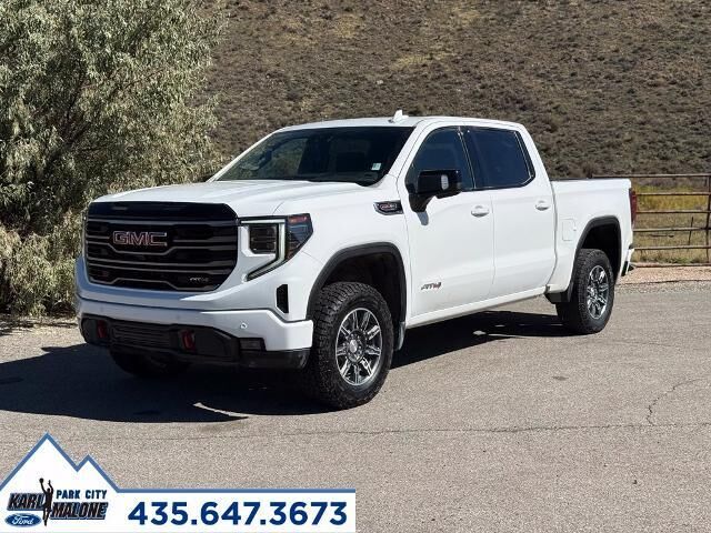 2025 GMC Sierra 1500 AT4