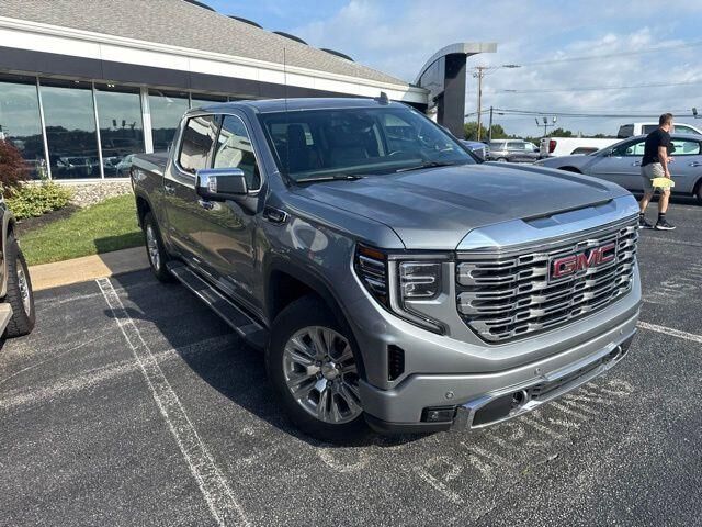 2023 GMC Sierra 1500 Denali — photo 1 of 7
