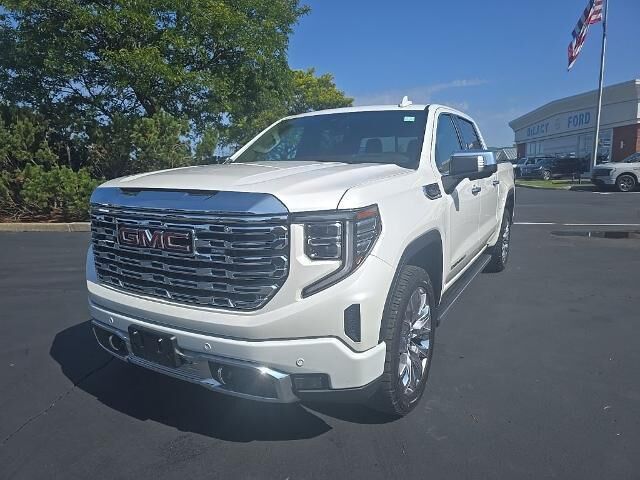 2023 GMC Sierra 1500 Denali — photo 1 of 39