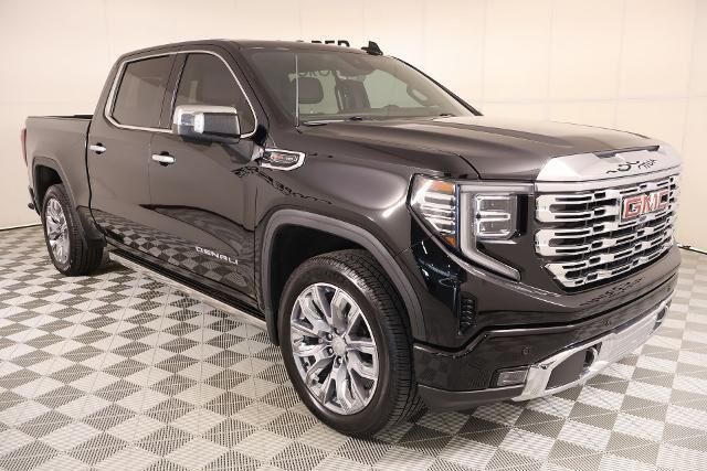 2023 GMC Sierra 1500 Denali — photo 1 of 20