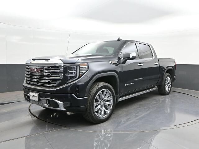2022 GMC Sierra 1500 Denali — photo 1 of 26