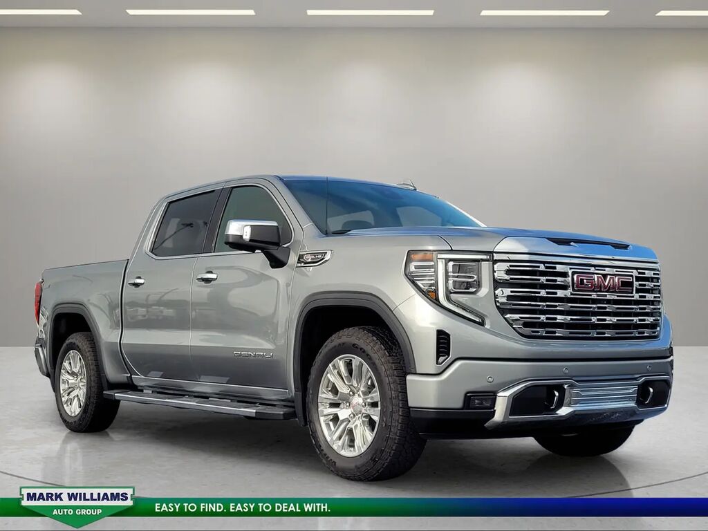2026 GMC Sierra 1500 Denali — photo 1 of 12