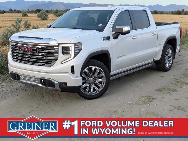 2023 GMC Sierra 1500 Denali — photo 1 of 13