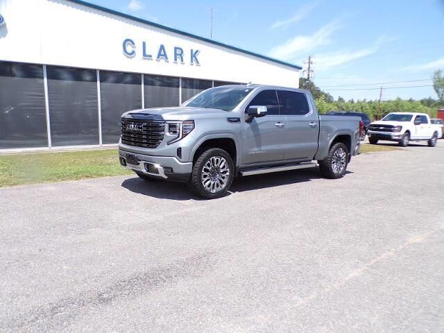 2024 GMC Sierra 1500 Denali Ultimate — photo 1 of 13