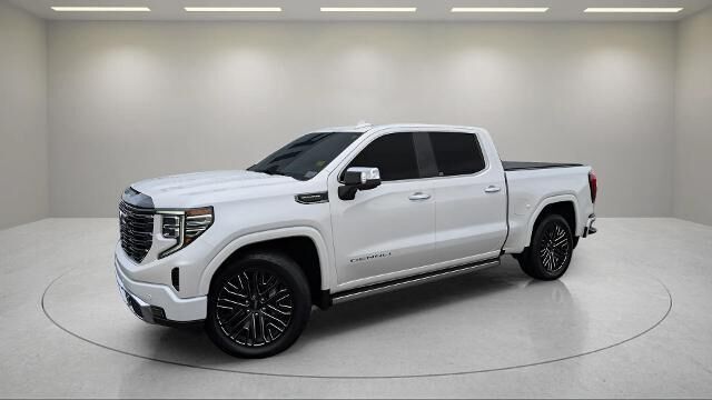2022 GMC Sierra 1500 Denali Ultimate — photo 1 of 13