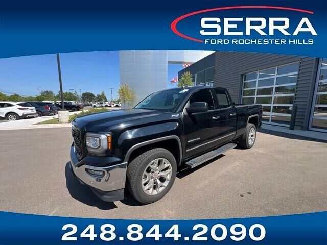 2017 GMC Sierra 1500 SLT — photo 1 of 13