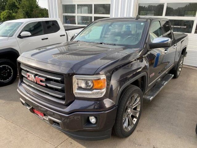 2015 GMC Sierra 1500 SLT — photo 1 of 2