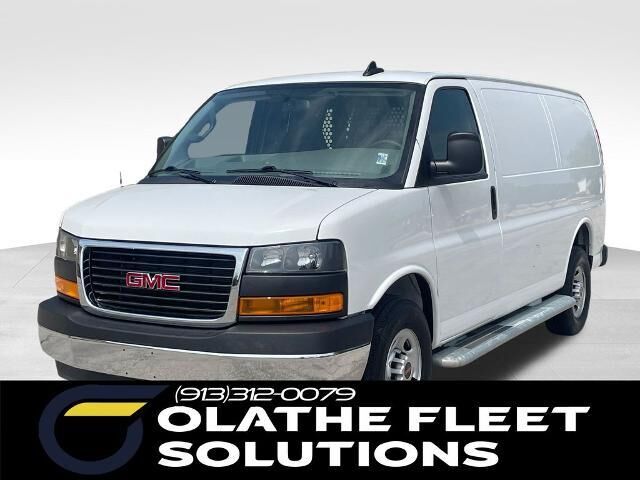 2024 GMC Savana 2500 — photo 1 of 13