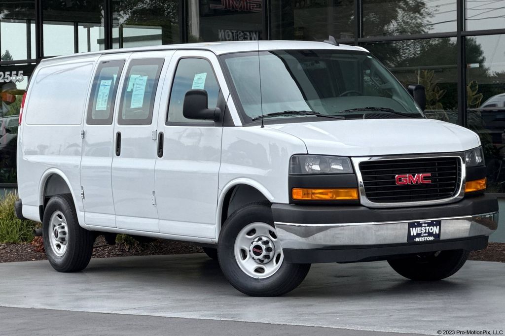 2025 GMC Savana Cargo Van Work Van — photo 1 of 26