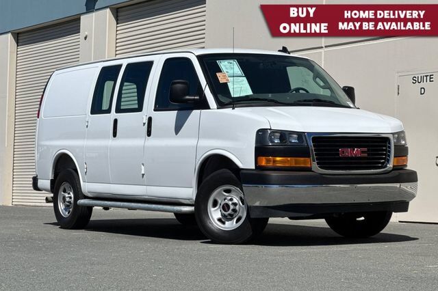 2025 GMC Savana Cargo Van Work Van — photo 1 of 13