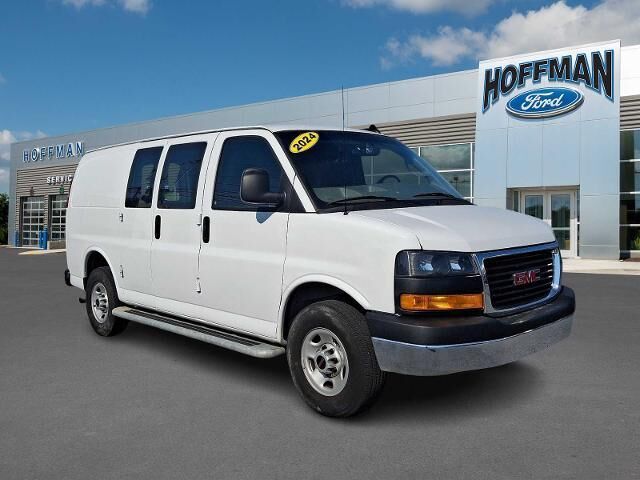 2024 GMC Savana 2500 — photo 1 of 13
