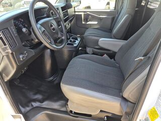 2024 GMC Savana 2500