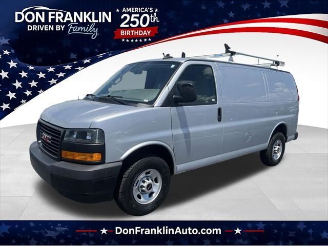 2023 GMC Savana 2500 — photo 1 of 13
