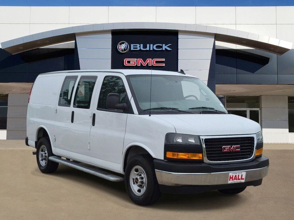 2024 GMC Savana 2500 — photo 1 of 27