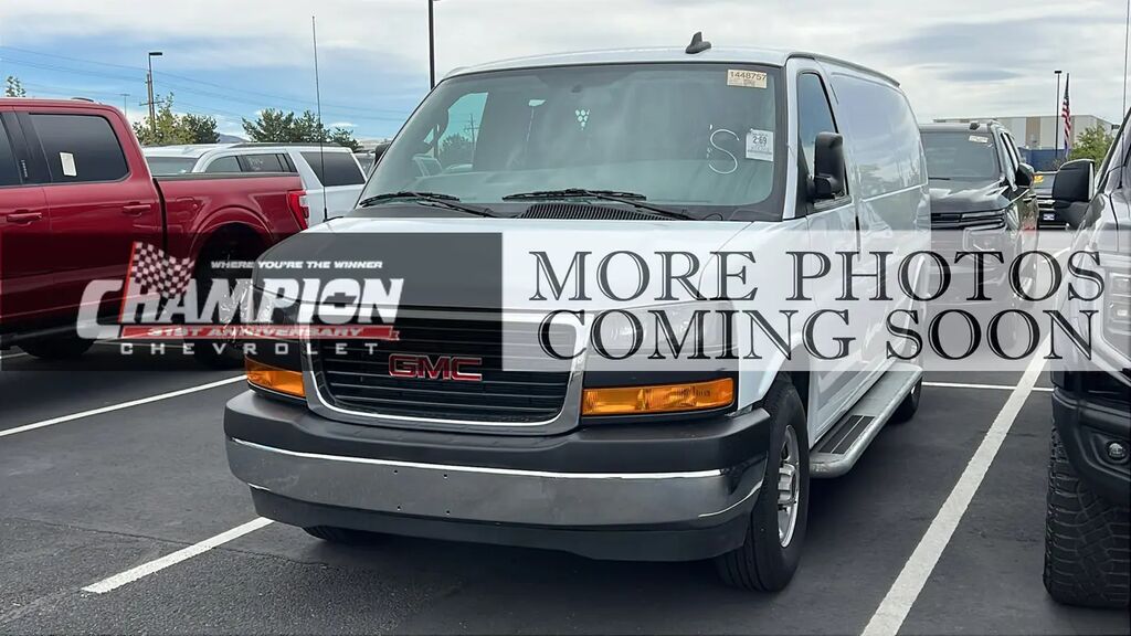 2024 GMC Savana 2500 — photo 1 of 16