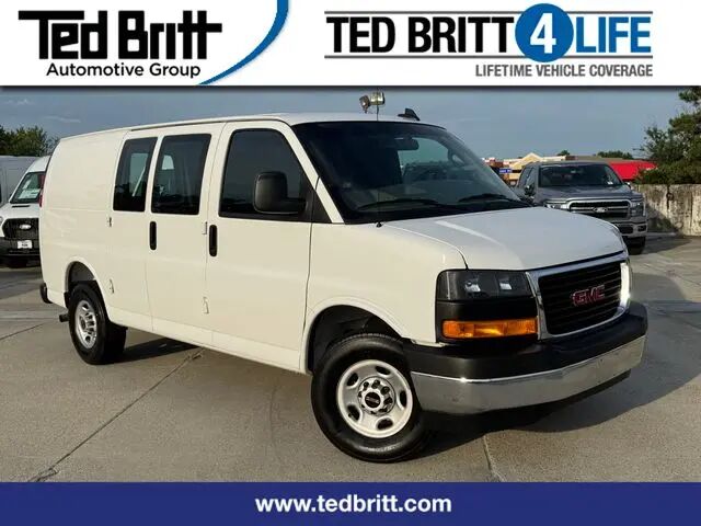 2025 GMC Savana 2500 — photo 1 of 13