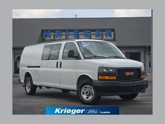 2023 GMC Savana 2500 — photo 1 of 13