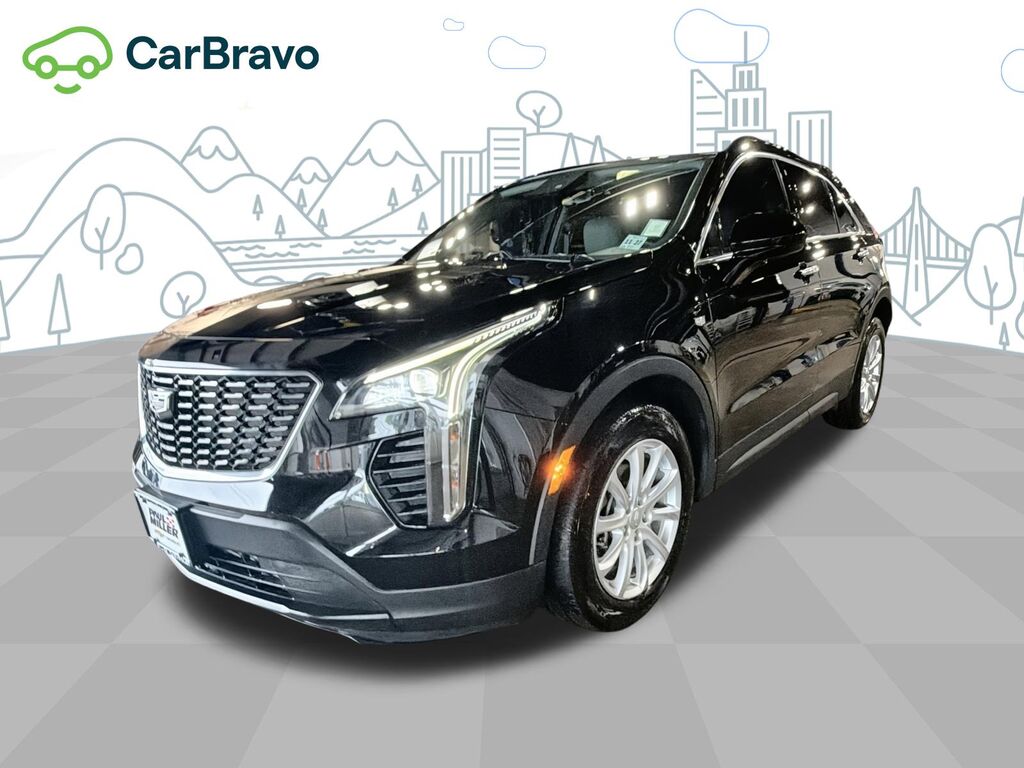 2023 Cadillac XT4 — photo 1 of 13
