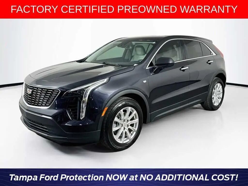 2023 Cadillac XT4 Luxury — photo 1 of 13
