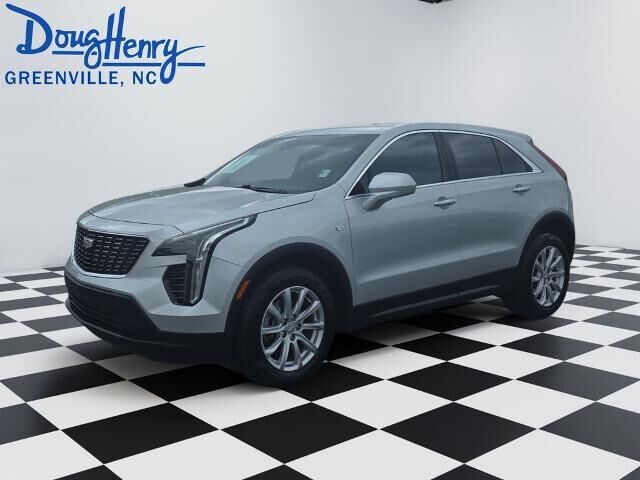 2021 Cadillac XT4 Luxury — photo 1 of 26