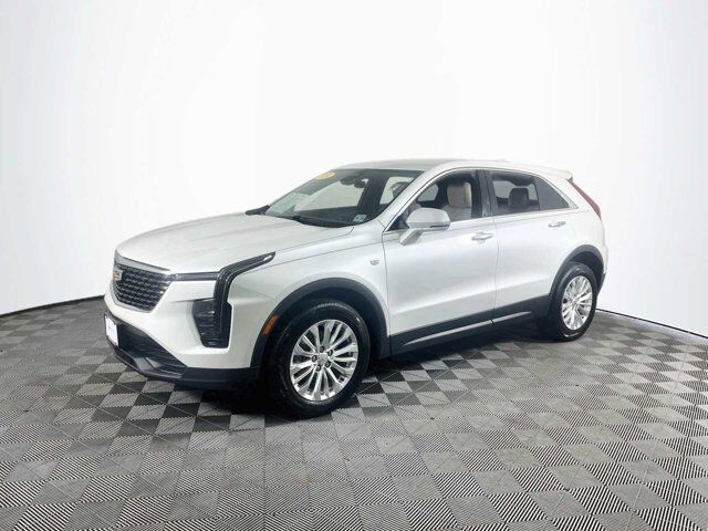 2024 Cadillac XT4 FWD Luxury