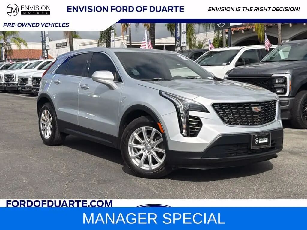 2019 Cadillac XT4 Luxury — photo 1 of 13