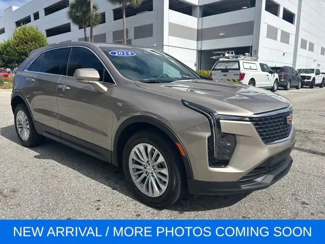 2024 Cadillac XT4 Luxury