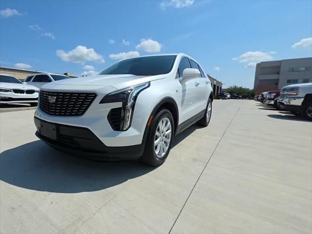 2021 Cadillac XT4 Luxury — photo 1 of 9