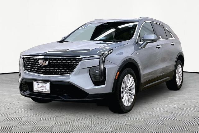 2024 Cadillac XT4 Luxury