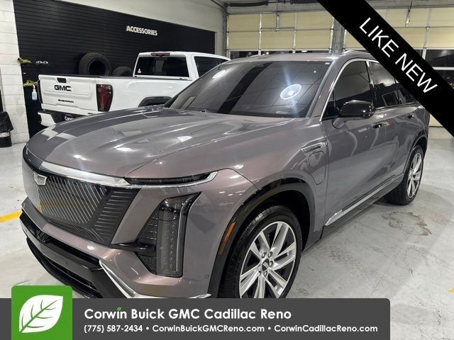 2026 Cadillac VISTIQ — photo 1 of 7